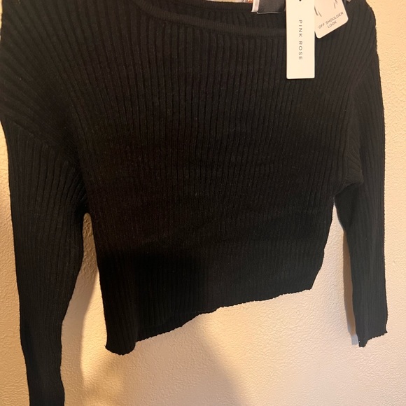 Pink Rose Black Ribbed Sweater - Picture 2 of 5